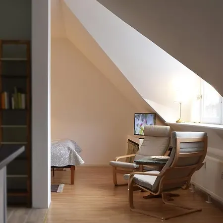Rosengluck Apartment *